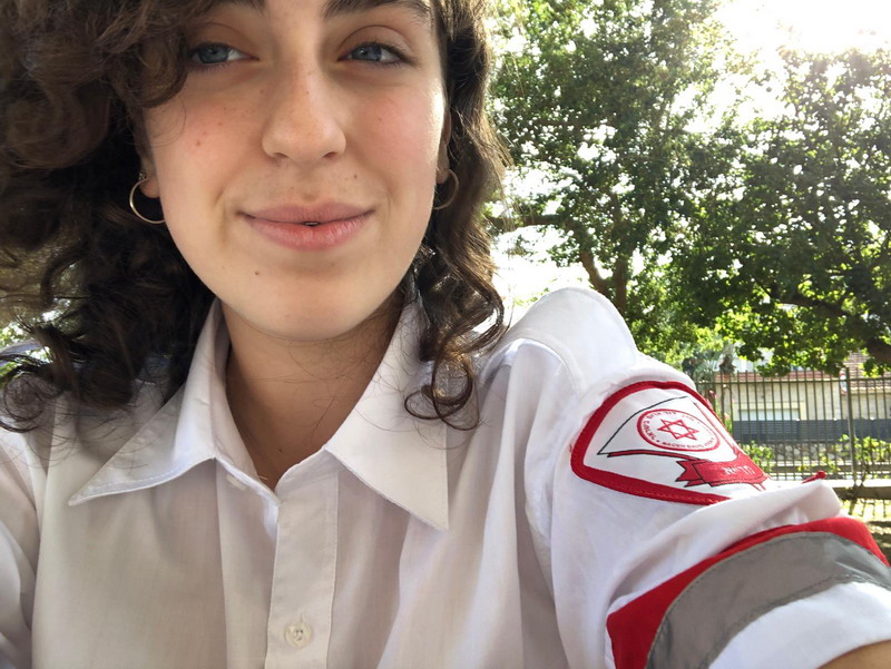 מתנדבת מד"א בשחקים