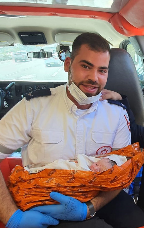 הפתעה במשמרת: