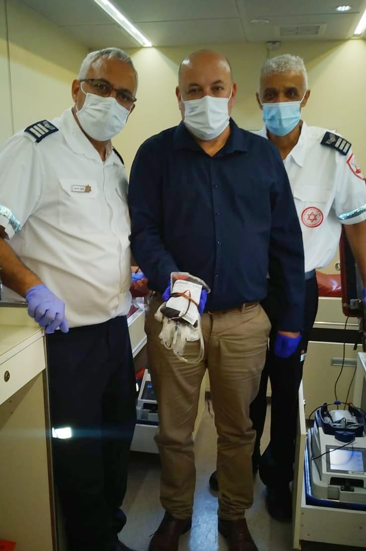 Professor Grotto and the Ministry of Health Control Center donated 60 Units of Blood in a Special Blood Drive Held MDA's Blood Services