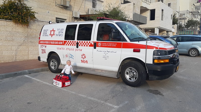 נהגת האמבולנס של מד"א - רק בת שנה וחודשיים
