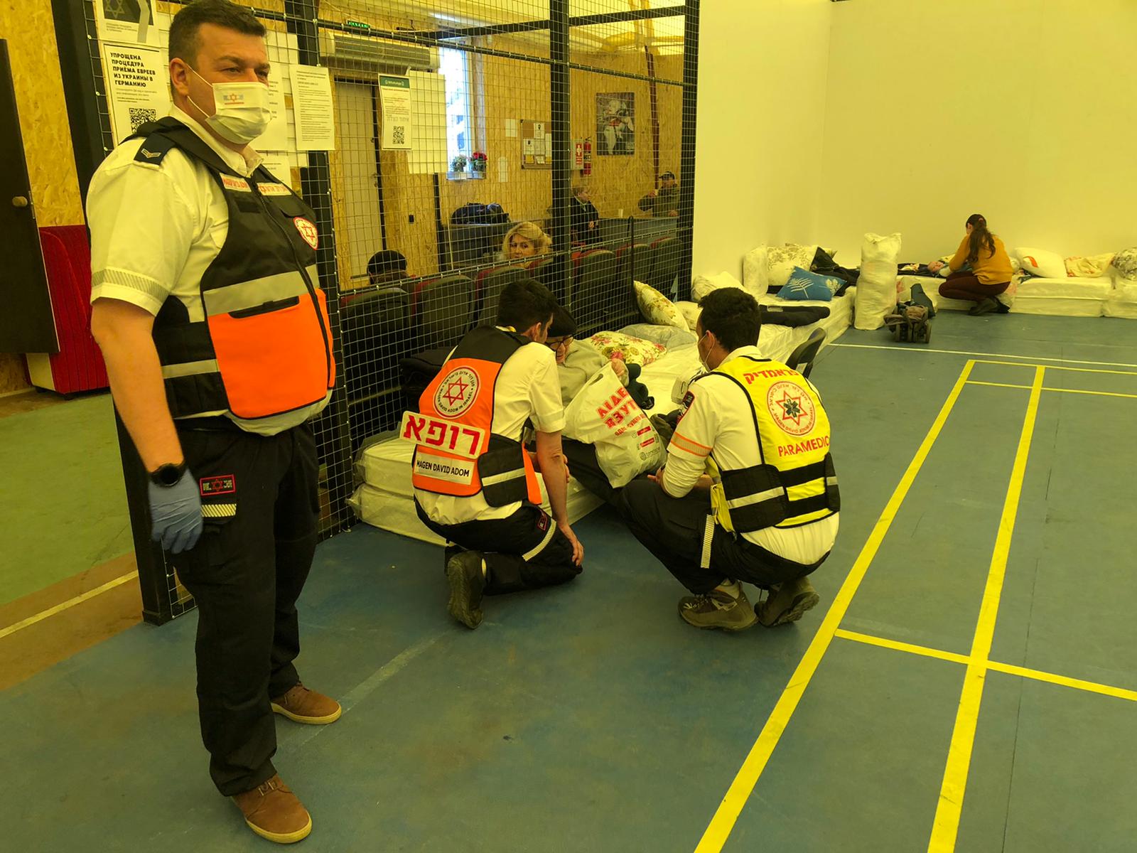 Doctor Reports from Refugee Clinic