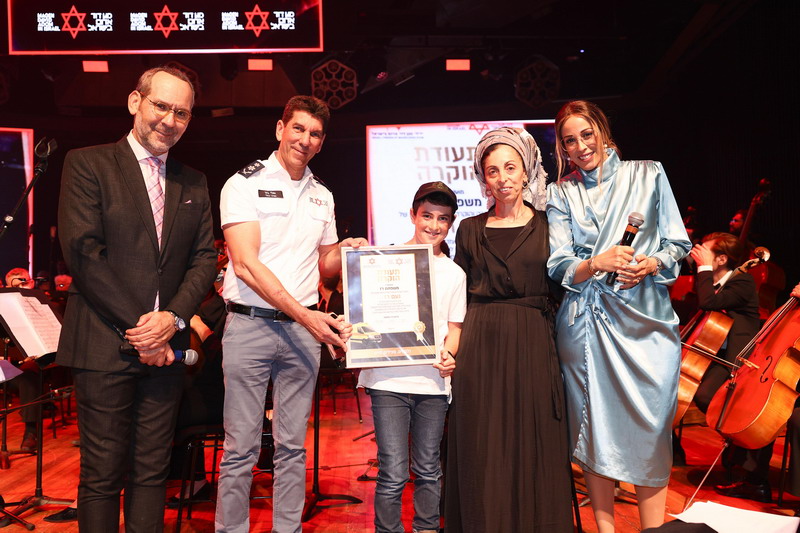 ניידת טיפול נמרץ ממוגנת ירי לזכרו של לוחם הימ"מ ופראמדיק מתנדב במד"א נעם רז ז"ל הותרמה בערב הצדעה מיוחד