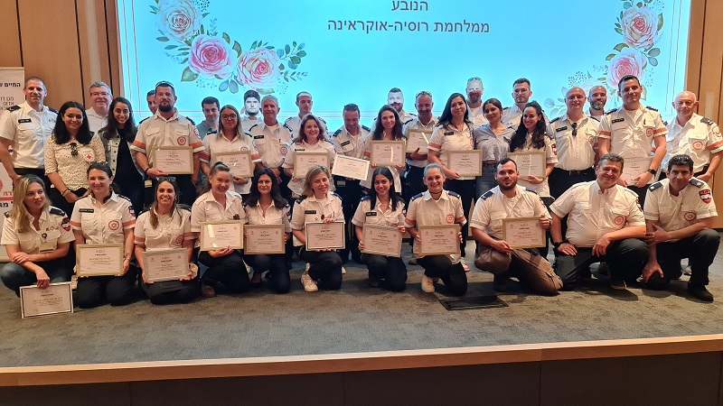 טקס הוקרה מרגש ל-40 חברי המשלחות הרפואיות-הומניטריות של מד"א לסיוע לנפגעי ופליטי המלחמה באוקראינה 