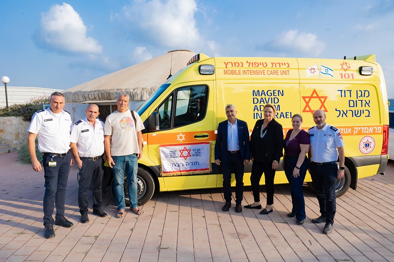 קרני שומרון: נחנכה ניידת טיפול נמרץ ממוגנת ירי של מד"א