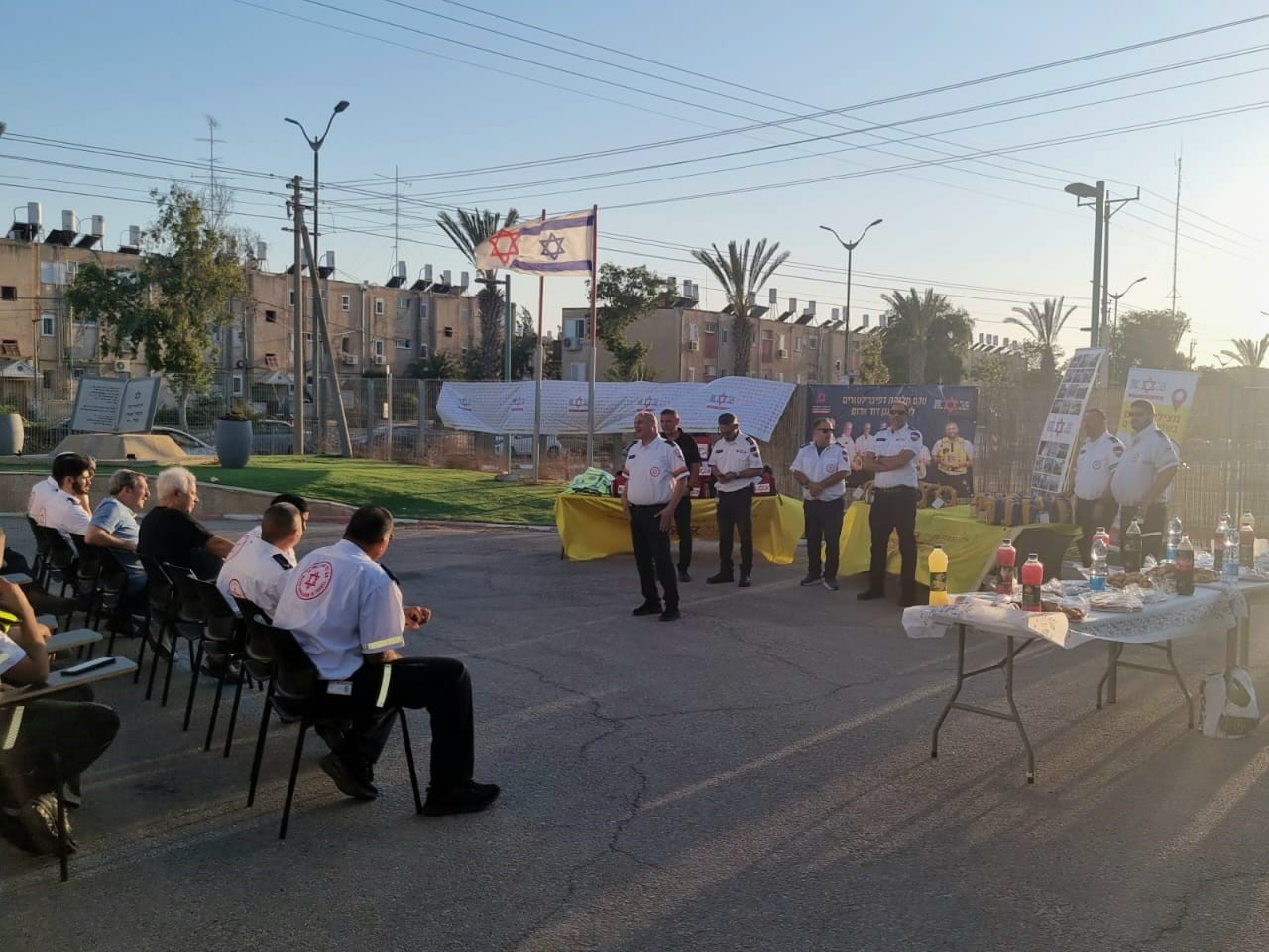 דפיברילטורים וערכות כונן חולקו למתנדבי מד"א בדרום