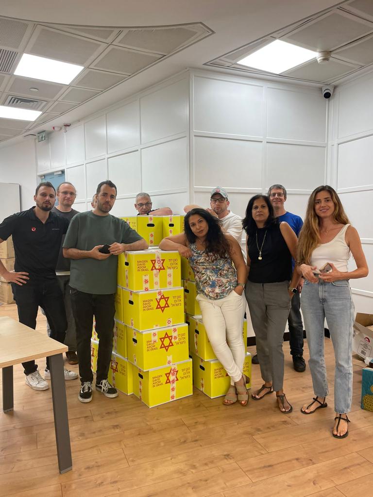 עובדי ענקית הסייבר תרמו חבילות מזון למשפחות נצרכות
