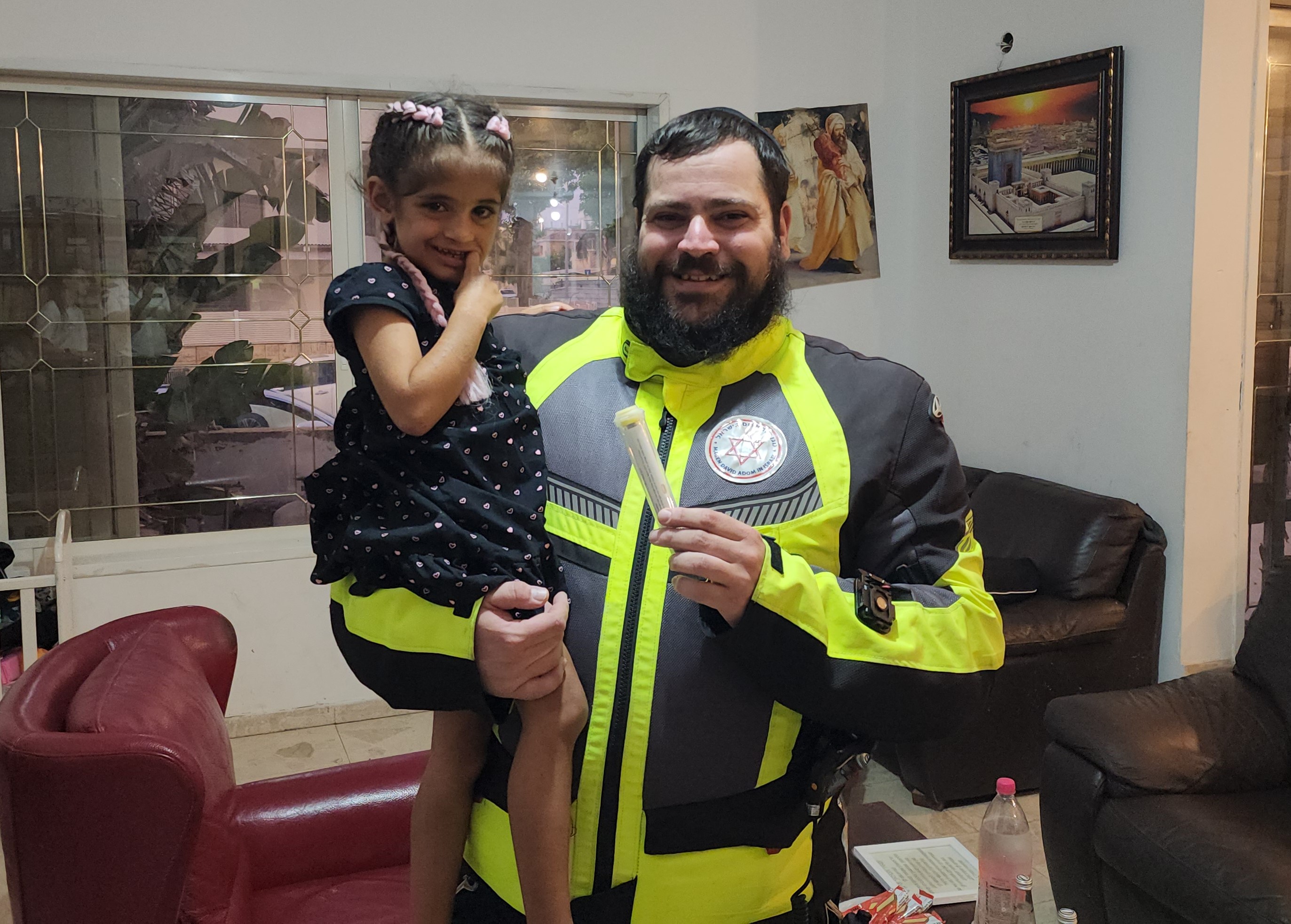 כונן מד"א הציל את חייה שח בת ה-4 בפעם השנייה