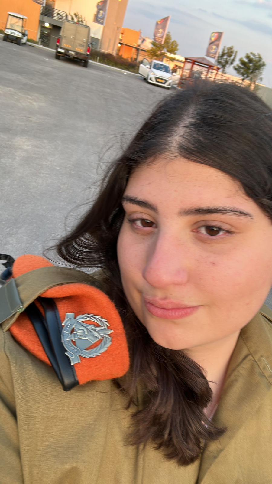 החיילת ליאור לוי, מתנדבת מד"א, נפלה בקרב בעוטף עזה
