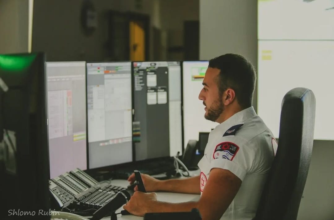 Noam Levi, An EMT and dispatcher in MDA's national dispatch center in Jerusalem Region