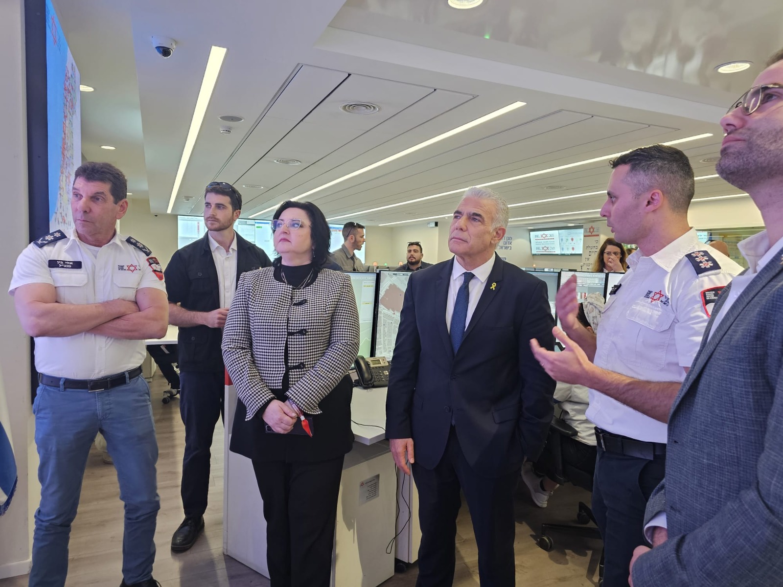 Yair Lapid MK visits Magen David Adom