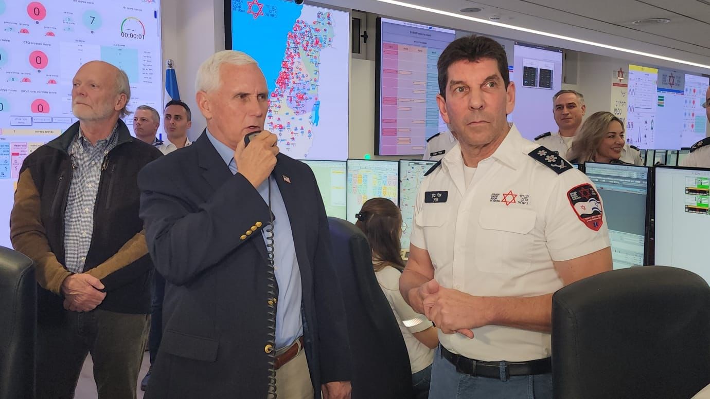 Mike Pence visits Magen David Adom