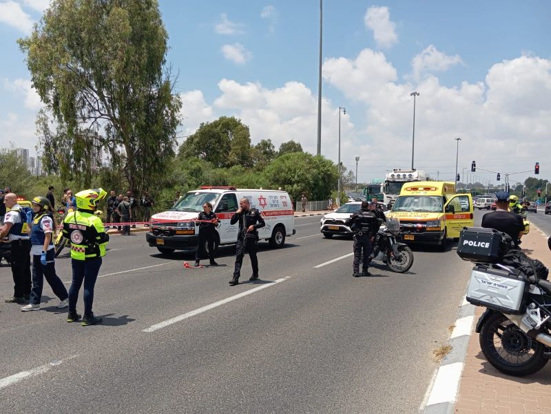 4 פצועים בפיגוע דריסה בצומת ניר צבי