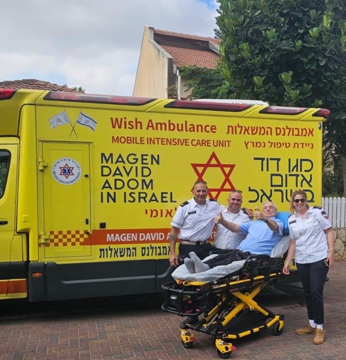 אמבולנס המשאלות עם מטופל