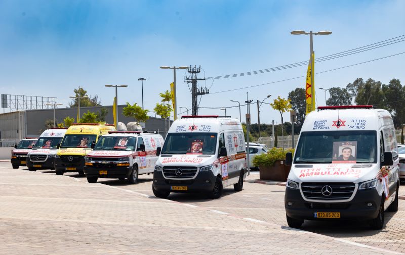 נחנכו 5 אמבולנסים ונט"ן לזכר נופלי מד"א