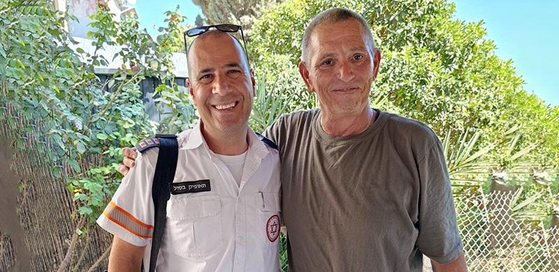 גבר בן 55 מנוף הגליל קרס במרפאה - צוות מד"א השיב אותו לחיים