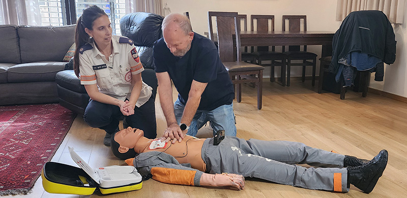 Survived Thanks to a Defibrillator — Now He Saves Lives Himself