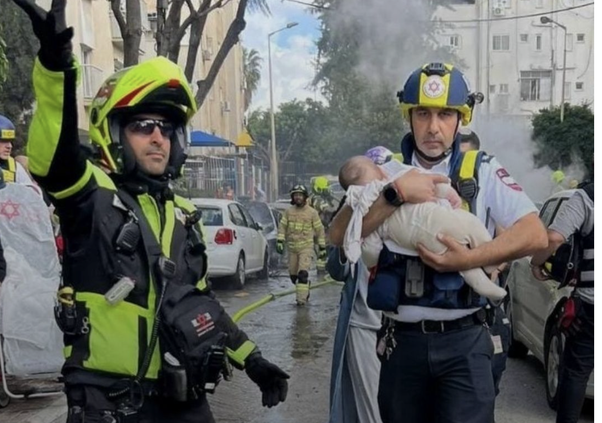 דם אש ותמרות עשן