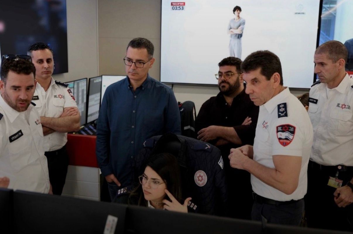 Ministry of Health Director General Visits MDA Headquarters, Reviews Emergency Preparedness During Ongoing Conflict