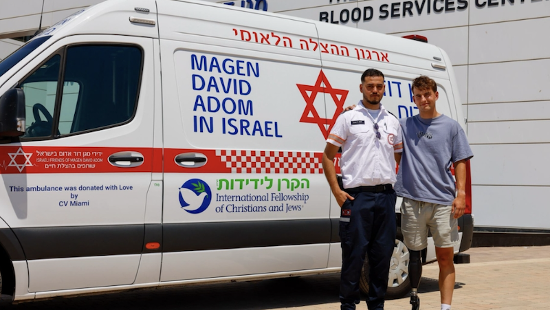  A Significant Donation to MDA Teams: An Ambulance and 750 New Vests