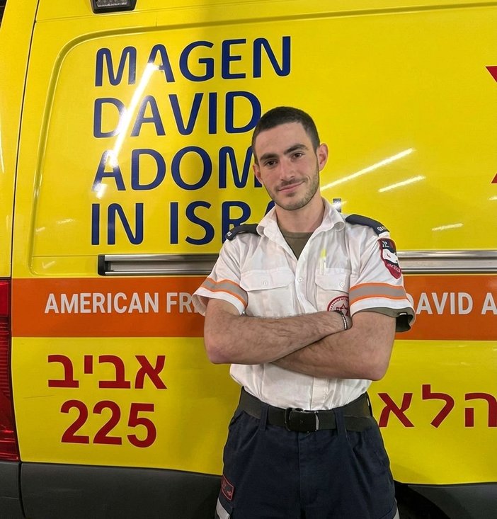 פראמדיק בשירות הלאומי: השירות המשמעותי של עמרי